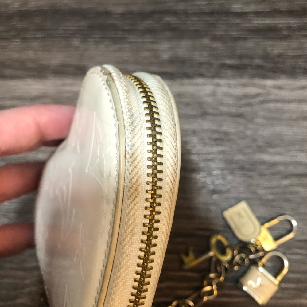 RARE VINTAGE Louis Vuitton Vernis Heart Coin Purse - Triple Lock Charms - Picture 5 of 16